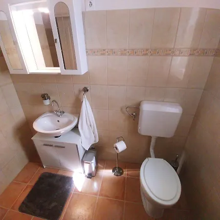 Sarok Apartmanhaz Makó