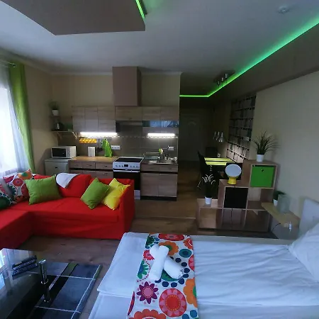 Sarok Apartmanhaz Makó