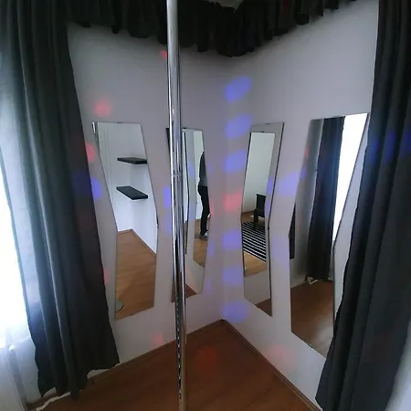 Sarok Apartmanhaz * Makó