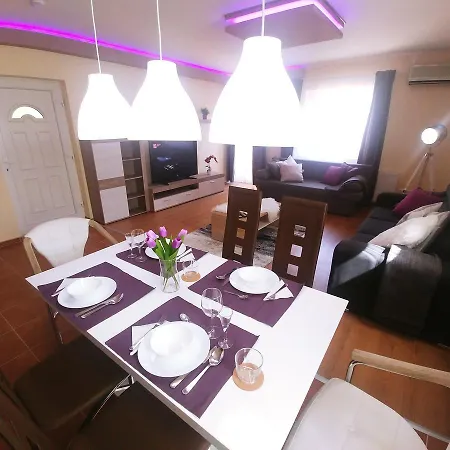 Sarok Apartmanhaz Makó