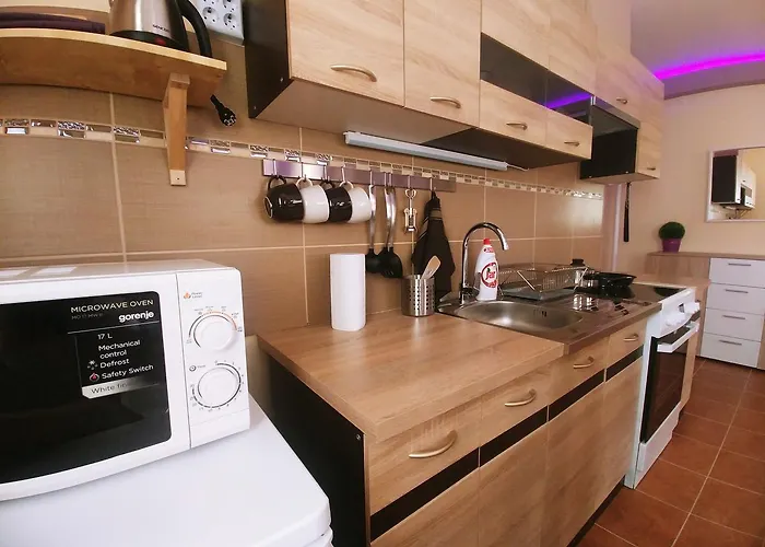 דירה Sarok Apartmanhaz