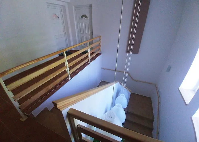 Sarok Apartmanhaz דירה