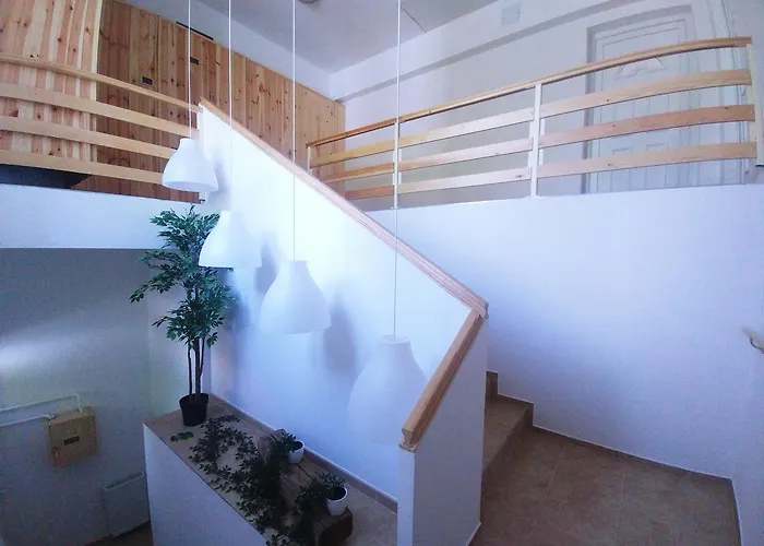 Sarok Apartmanhaz